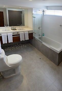אסיה Vpx Hotel מראה חיצוני תמונה